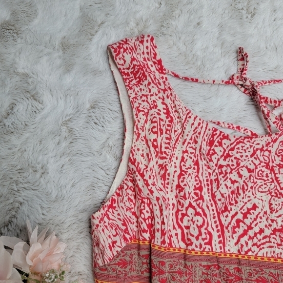 ✨️CL Lush Pink Multicolor Sleeveless Lightweight Romper Size S - Picture 5 of 15